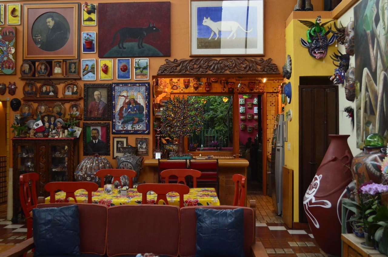 Casa De Las Flores Bed & Breakfast Tlaquepaque Exterior photo