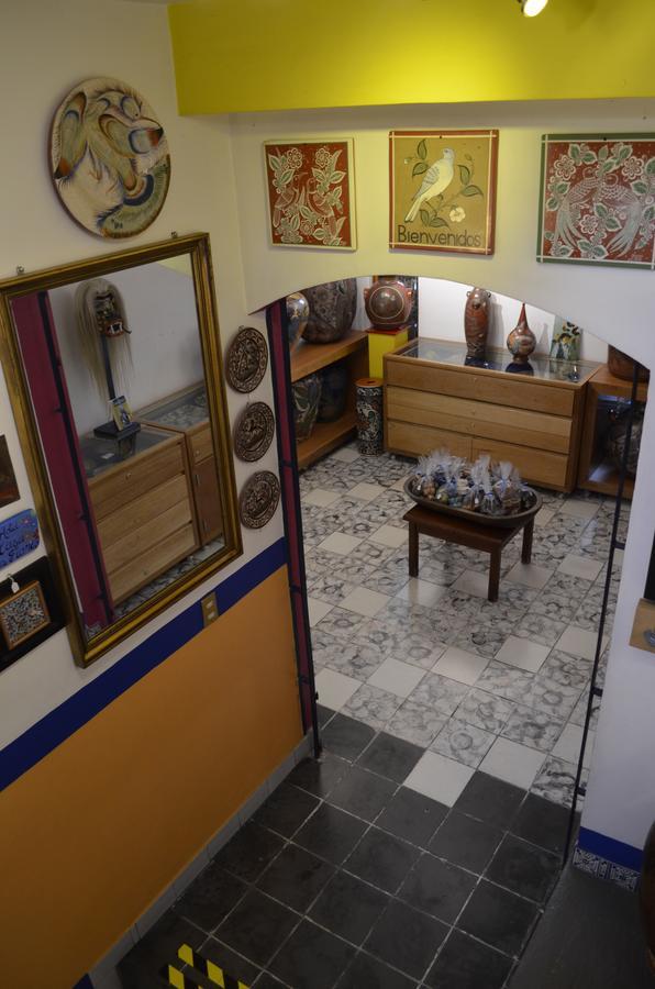 Casa De Las Flores Bed & Breakfast Tlaquepaque Exterior photo